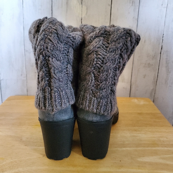Women's Muk Luks Sweater Boots - Picture 3 of 6